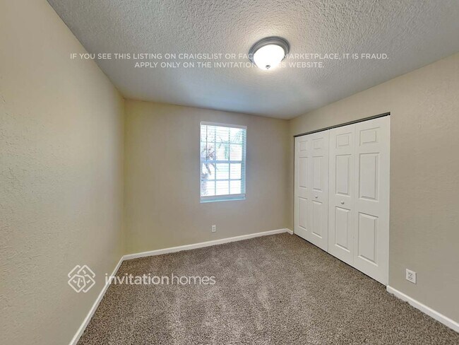 Building Photo - 1428 W Wickham Cir