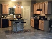 Building Photo - 1720 Mignonette Ln