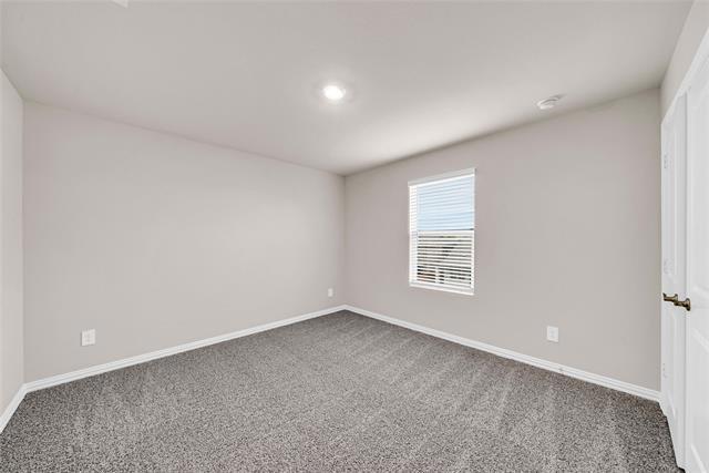 Building Photo - 504 Weller Rd