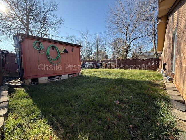 Building Photo - 924 Boscobel St