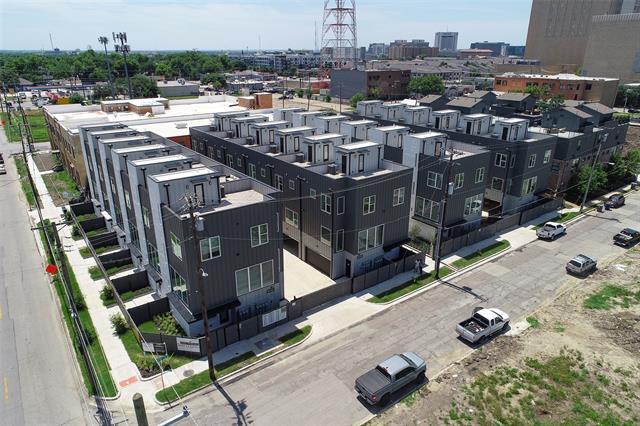 Building Photo - 1423 N Carroll Ave