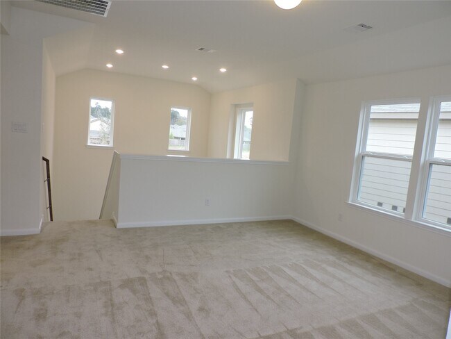 Building Photo - 1122 Epworth Ct.
