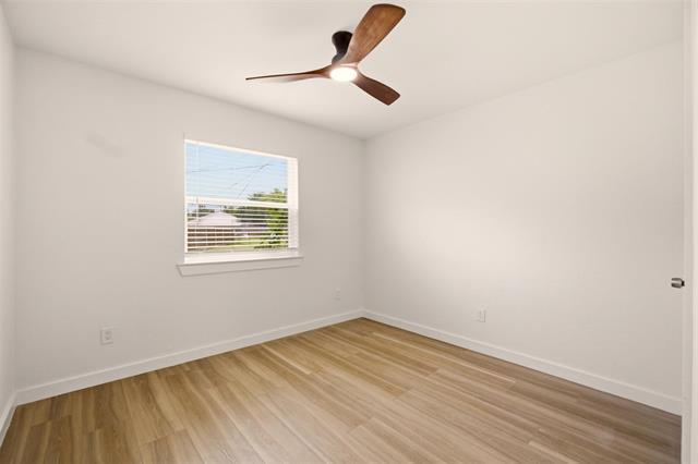 Building Photo - 908 Isbell Rd