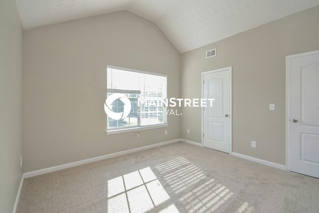 Building Photo - 4 Bedroom Pet-Friendly Home in Jonesboro, GA with Main Street Renewal