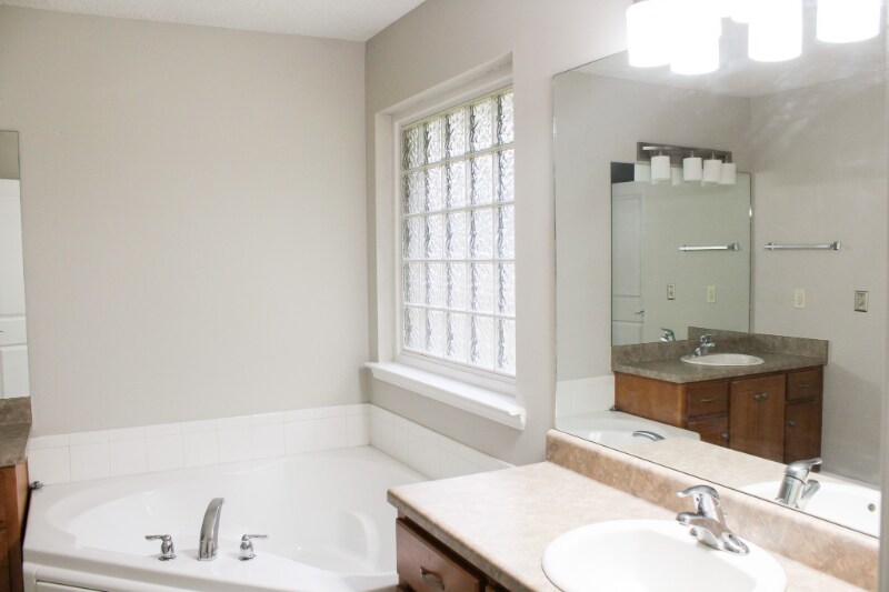 Building Photo - 228 Cobble Stone Ln