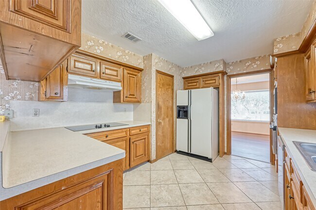 Building Photo - 2438 Hodges Bend Cir