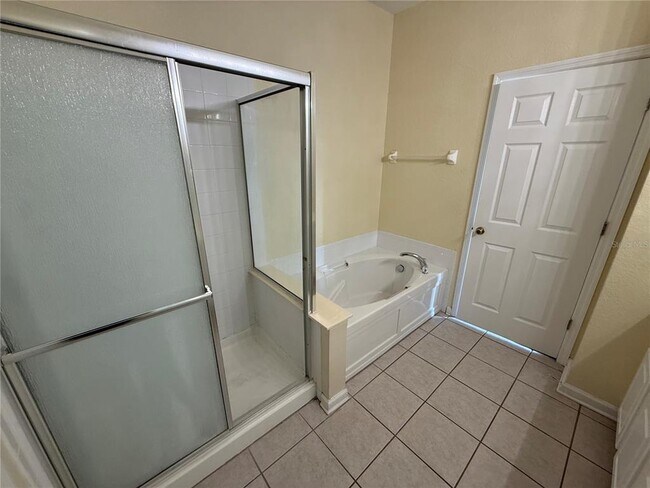 Building Photo - 2205 Granger Ave