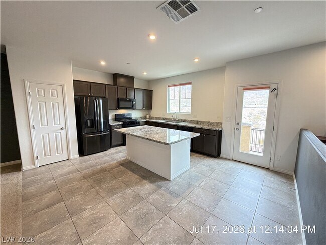 Building Photo - 1301 Raritan Pl