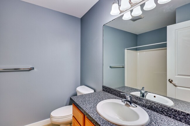 Building Photo - Poulsbo Home