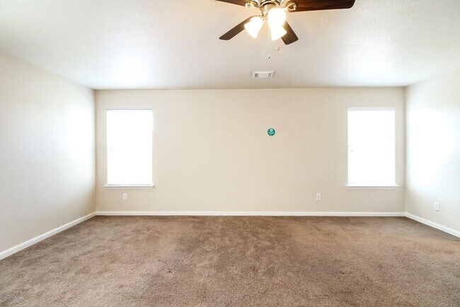 Building Photo - 21227 Misty Brook Bend Ln