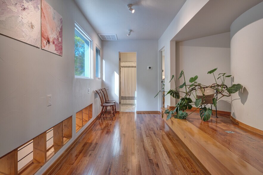 Second Floor Hall - 300 John Lemley Ln