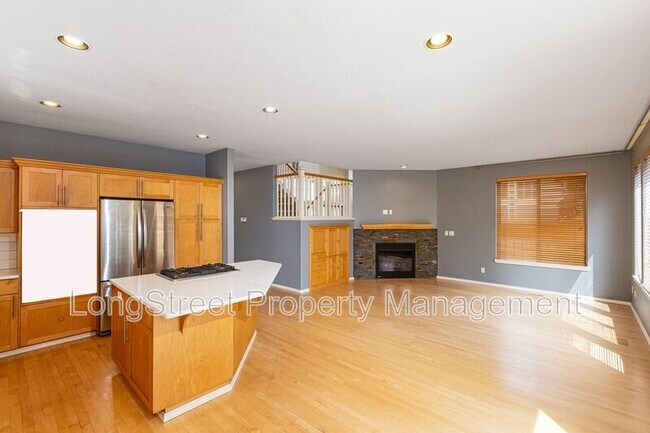 Building Photo - 8996 SE Bristol Park Dr