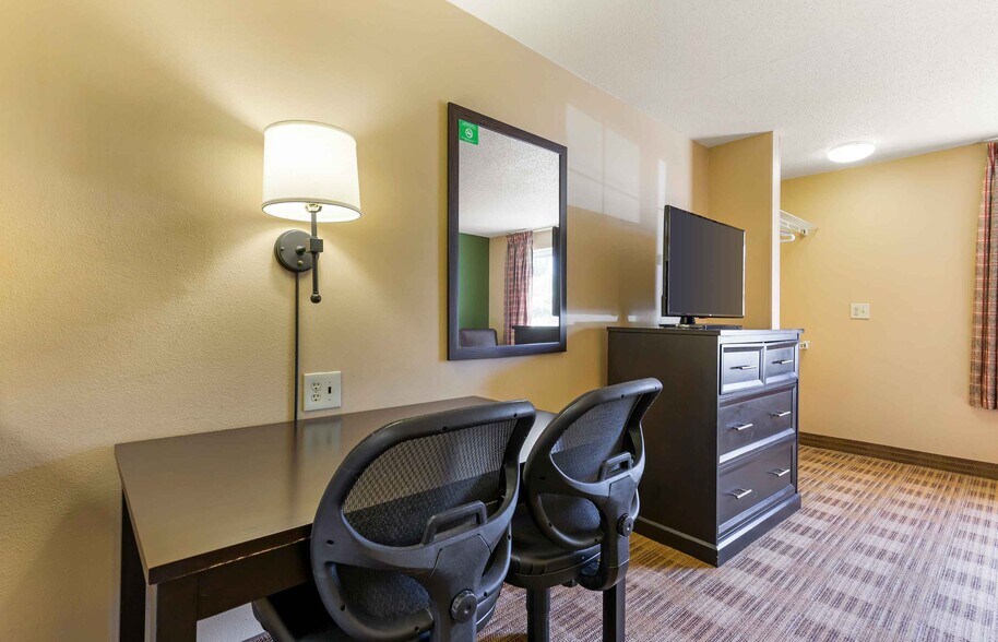 Building Photo - Furnished Studio-Washington, D.C. - Herndon - Dulles