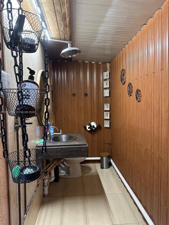 Building Photo - 19558 NW 50th Ct