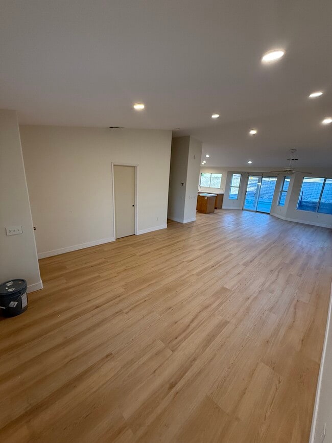 Building Photo - 83347 Calypso Cir