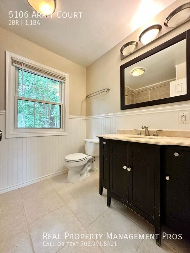 Building Photo - 5106 Arrit Ct