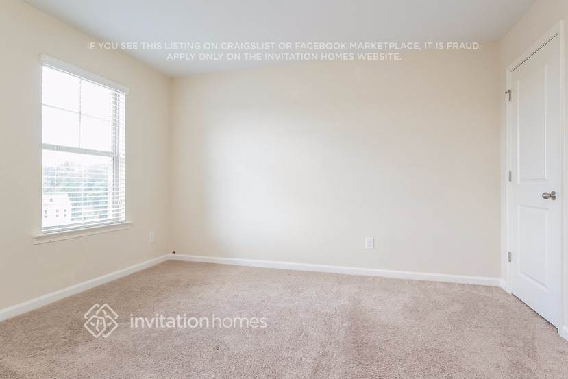 Building Photo - 2146 Villa Spg Ter