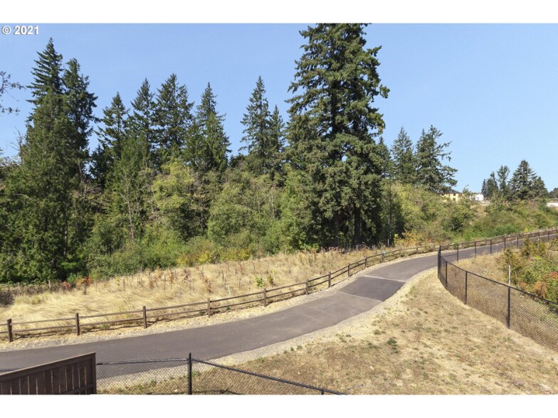 Building Photo - 16969 SE Katmai Ct
