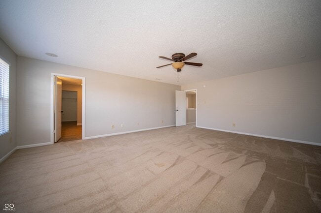 Building Photo - 1566 Howell Dr