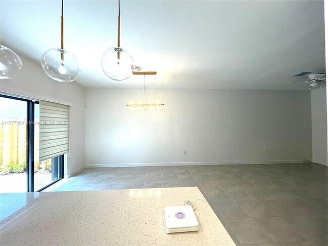 Building Photo - 28526 SW 134th Ave
