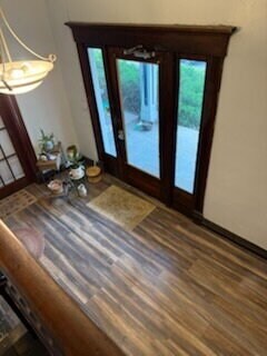 Building Photo - Lovely Cherokee Triangle Apartment. 1bd 1ba second floor.