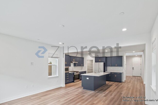 Building Photo - 4203 Randa Wy