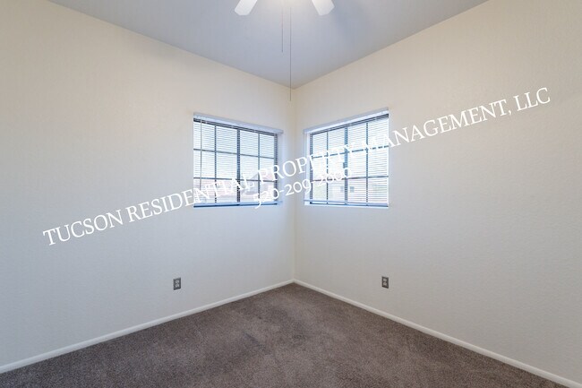 Building Photo - 591 W Kidd Pl