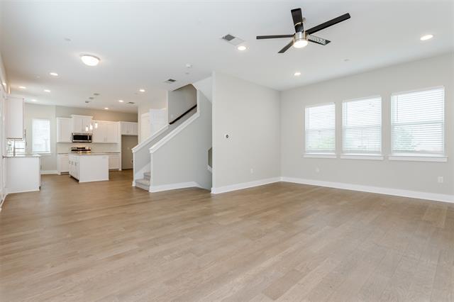 Building Photo - 200 S Village Way