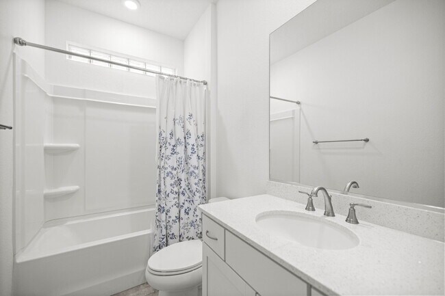 Building Photo - ???? Available 4 Bedroom Now in Calesa Township – No Rear Neighbors!