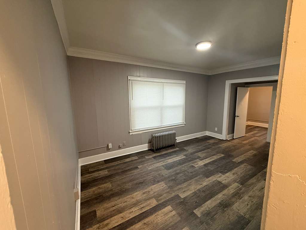 Building Photo - 392 E 147th St