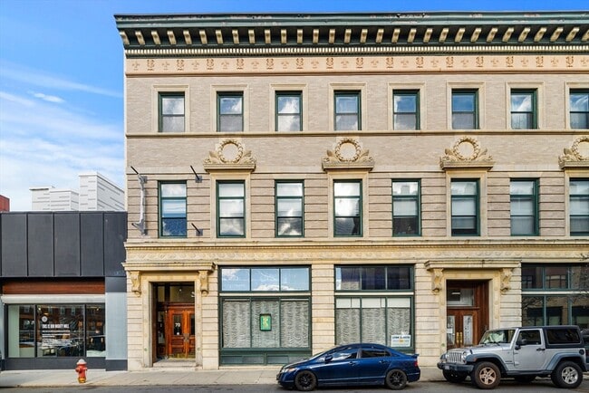 Building Photo - 70 Exchange St