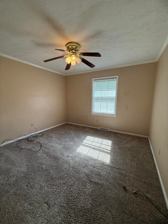 Building Photo - 3924 Gladman Way