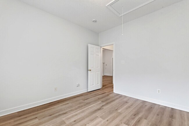 Building Photo - 109 Lemon Drop Cir