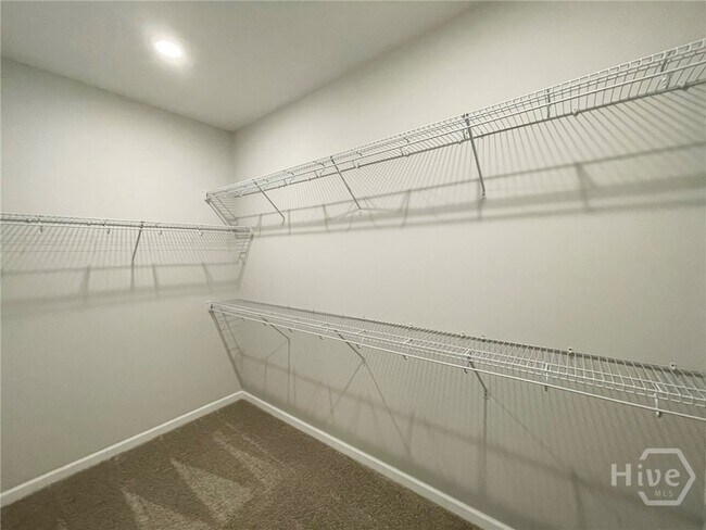 Building Photo - 750 Sessile Oak Dr