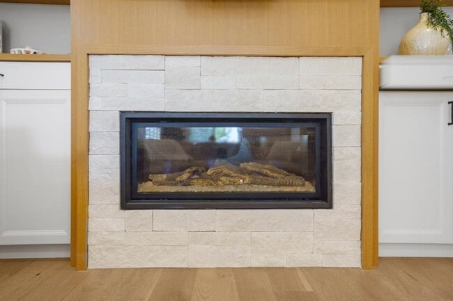 Building Photo - 4730 Martin Dr
