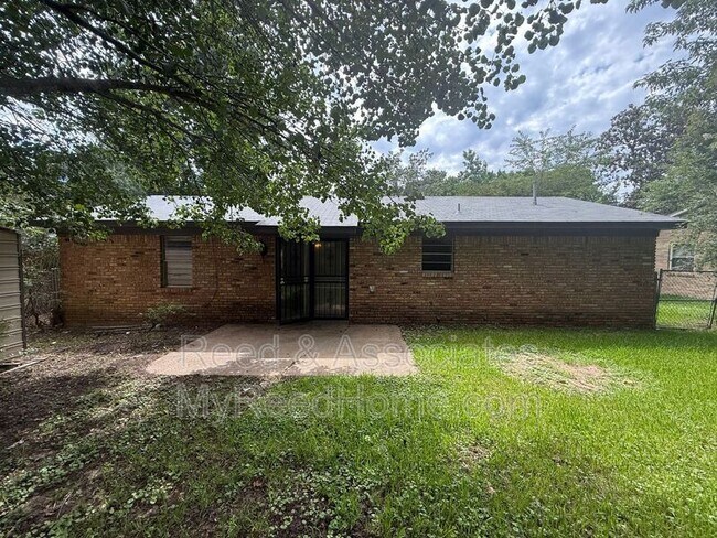 Building Photo - 4210 Kerwin Dr
