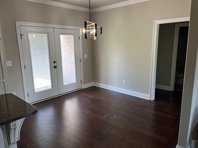 Building Photo - Wetumpka Home