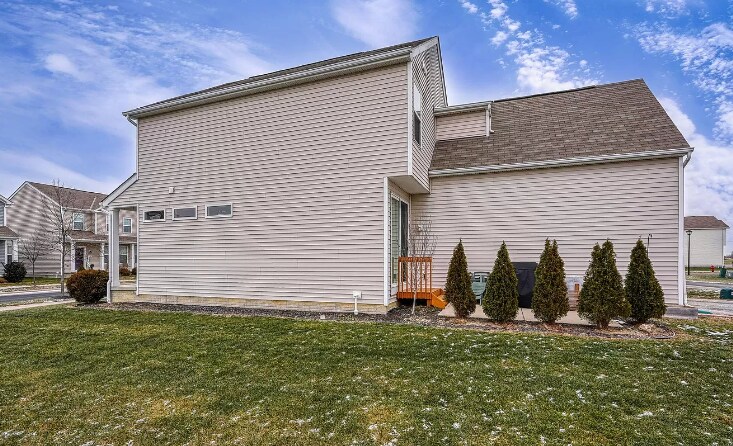 Building Photo - 5685 Alliance Way