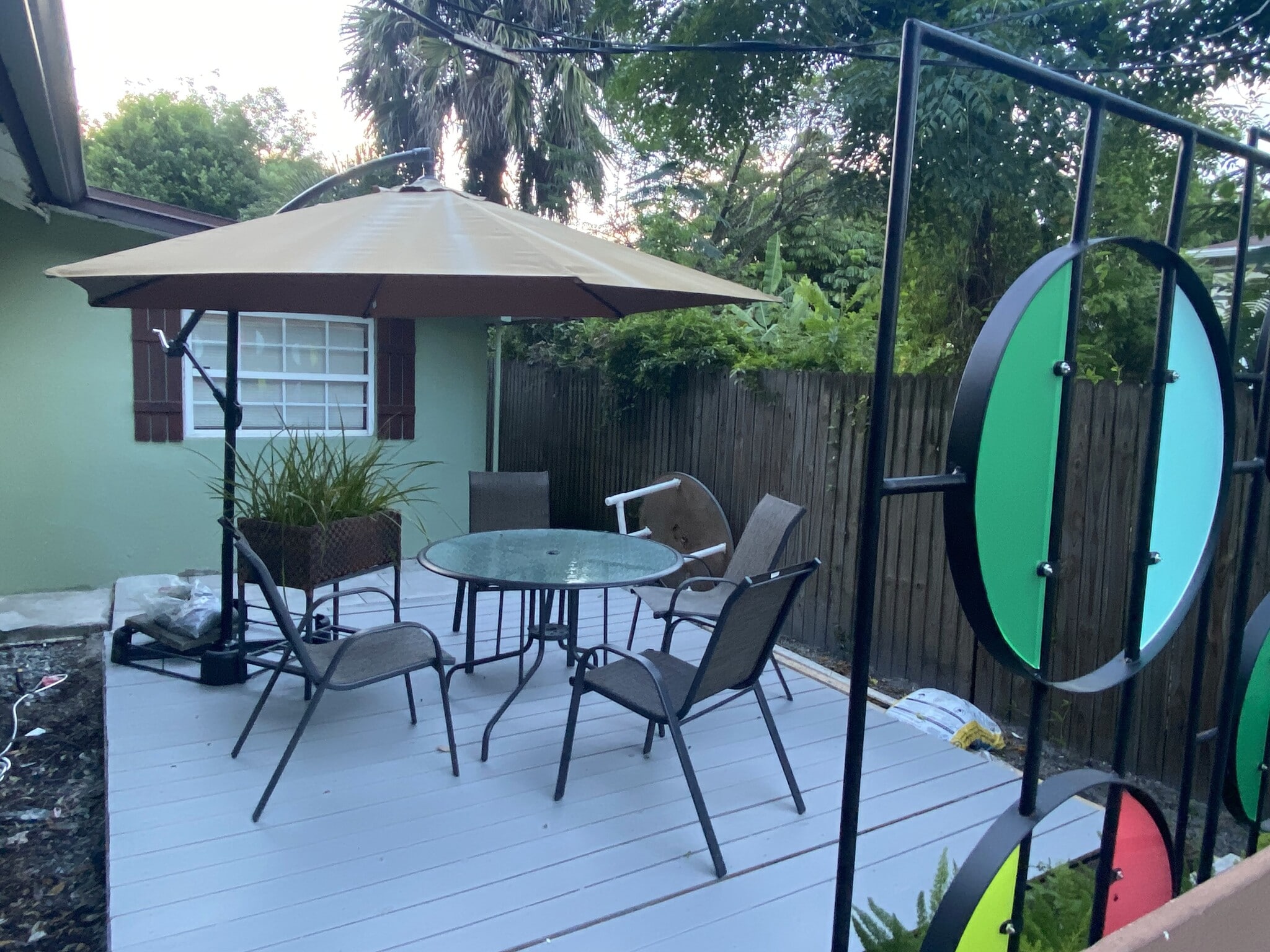 Outdoor Umbrella with Sitting Area - 2506 Formosa Ave