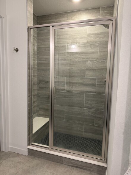 Building Photo - 356 Geneva St