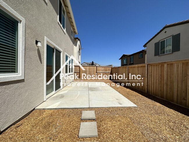 Building Photo - Brand New 3bd/2.5ba Folsom Home with 2 Car Garage