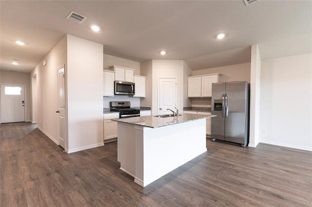 Building Photo - 764 Tiger Lily Wy