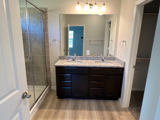 Building Photo - 5713 Berkley Heights Dr