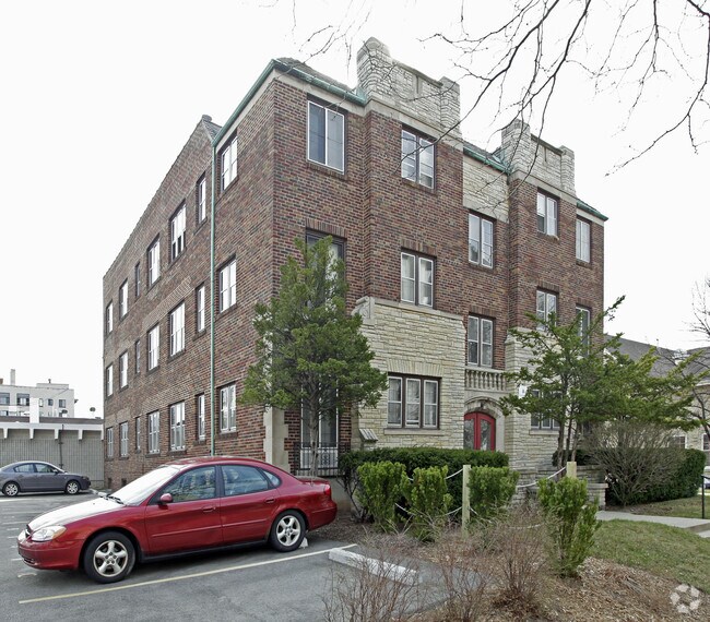 Building Photo - 3948 N Murray Ave