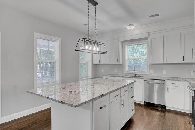 Building Photo - 219 County Rd S-18-342