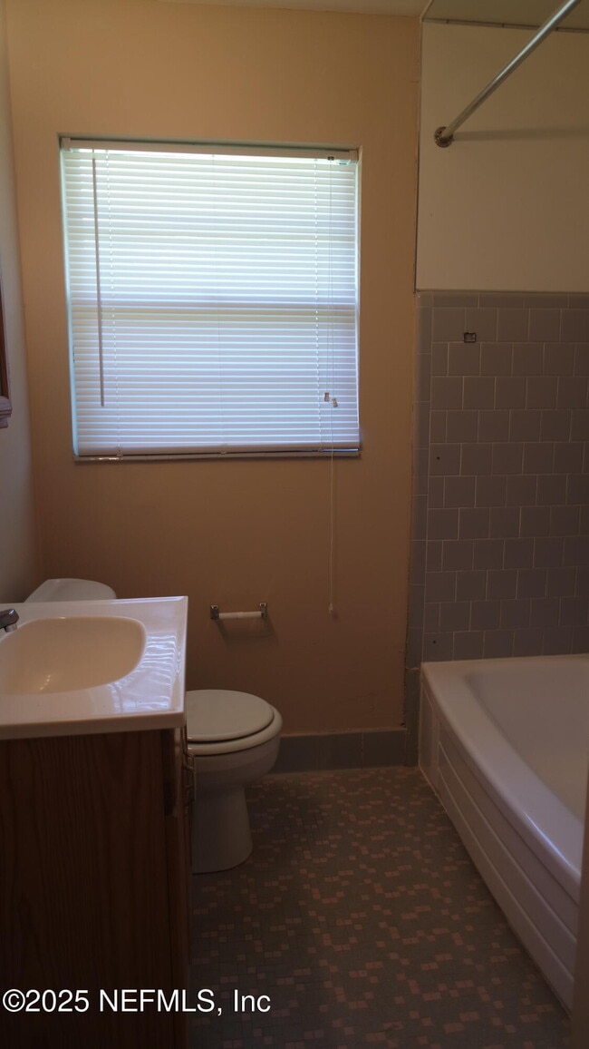 Building Photo - 7963 Lemans Dr