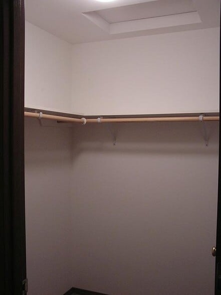 Building Photo - 48 Beacon Dr
