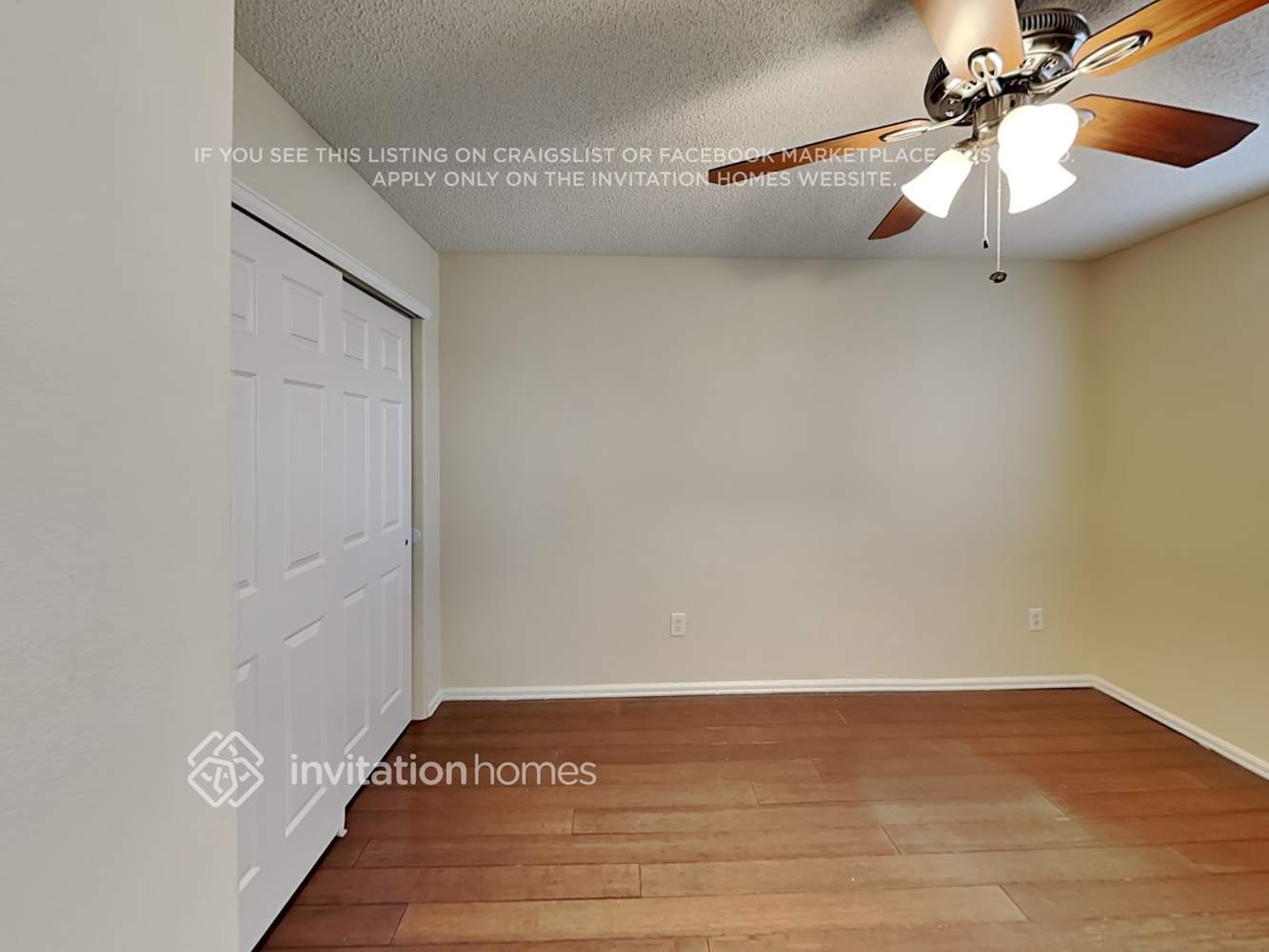 Building Photo - 874 Descendant Dr