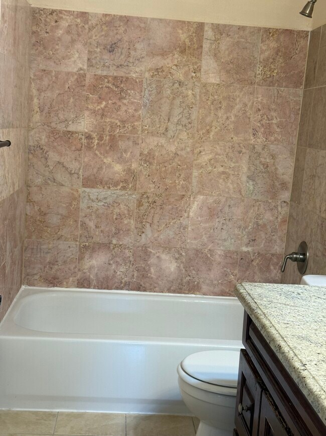 Building Photo - 11118 Paine Field Way