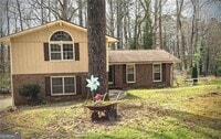 Building Photo - 4093 Hideaway Dr